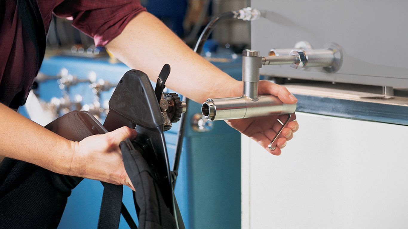 Arbeiten mit den Atemluftadaptern von WEH